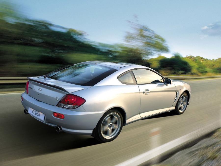  Hyundai Coupe 2005 года  (фото 7 из 16)